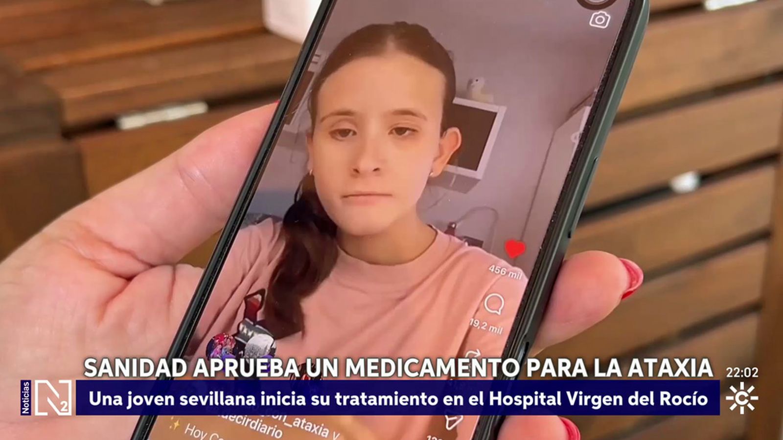 Carolina Mesa, la joven sevillana que padece ataxia de Friedreich, logra acceder a un medicamento pionero