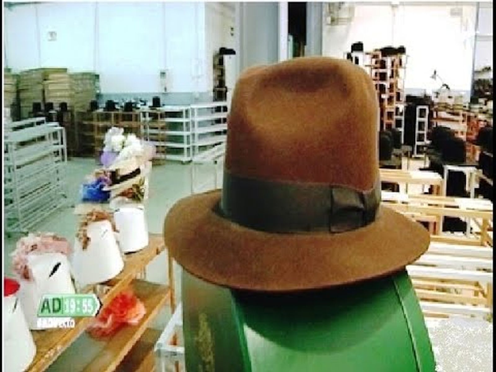 Sombreros, de Indiana Jones o para judíos ortodoxos, fabricados en Andalucía
