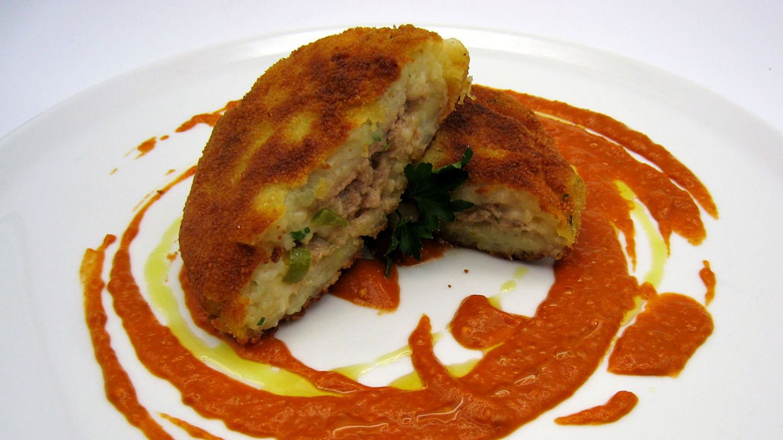 Cómetelo 02/09/20 Tortitas de patatas rellenas de carne TAPA 1024x576