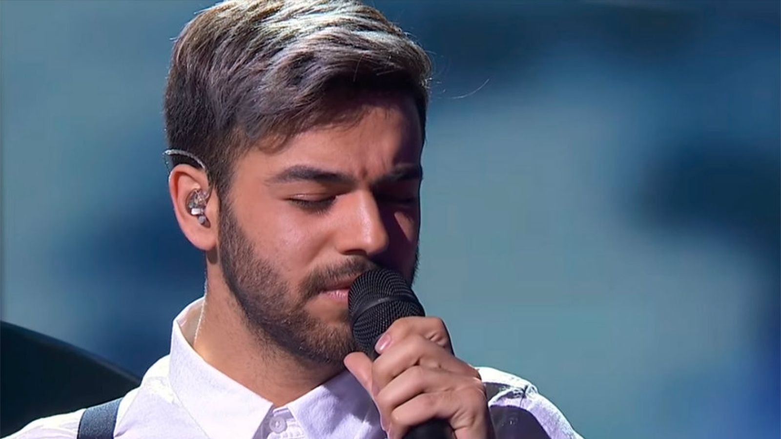 agoney 1