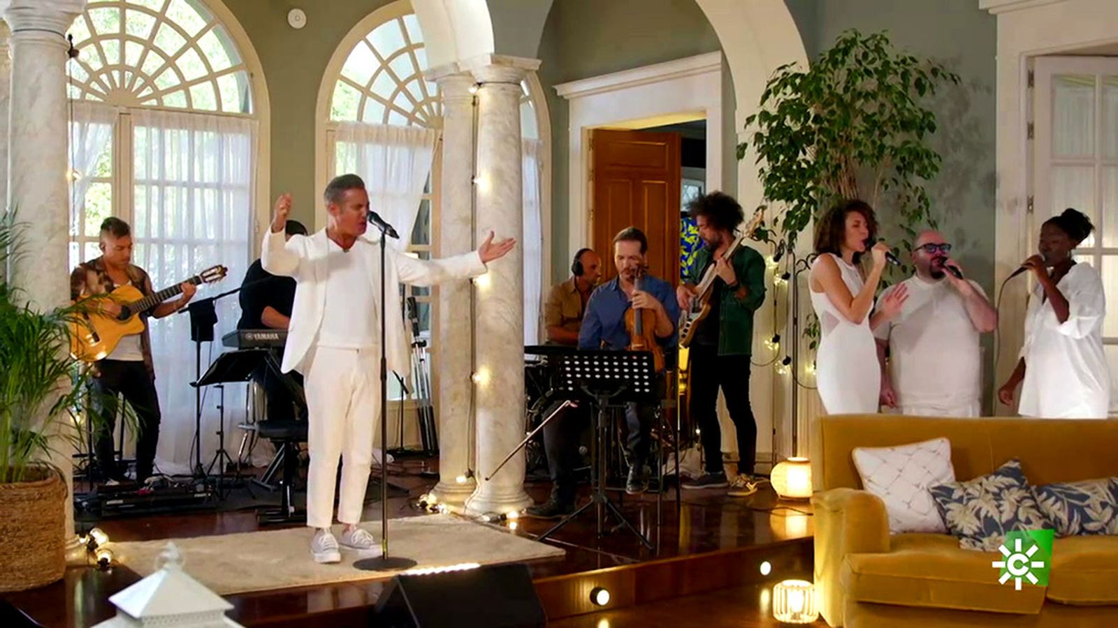 Pitingo versiona en vivo "Ángel" y no se parece a nada