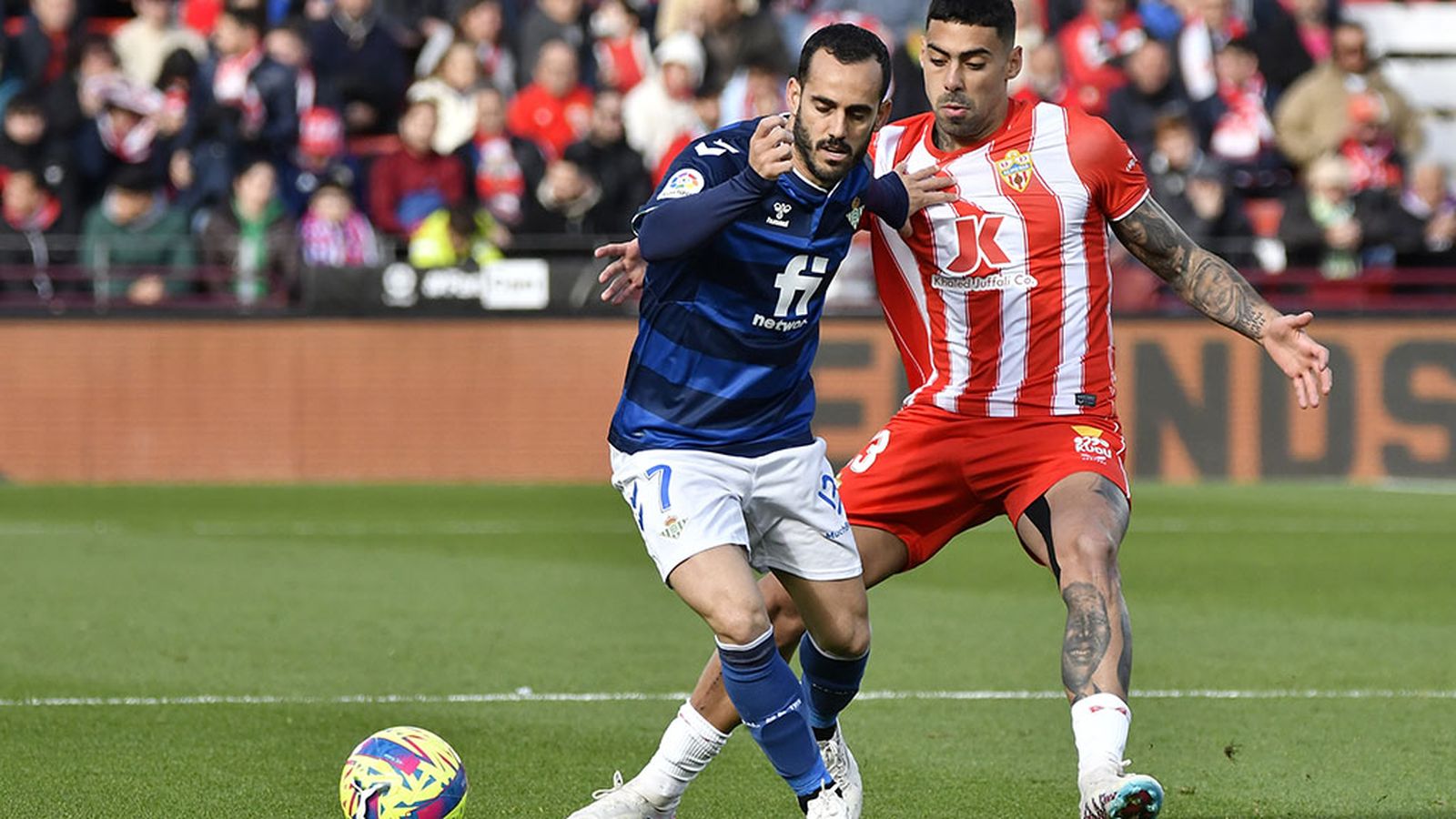 El Betis gana al Almería