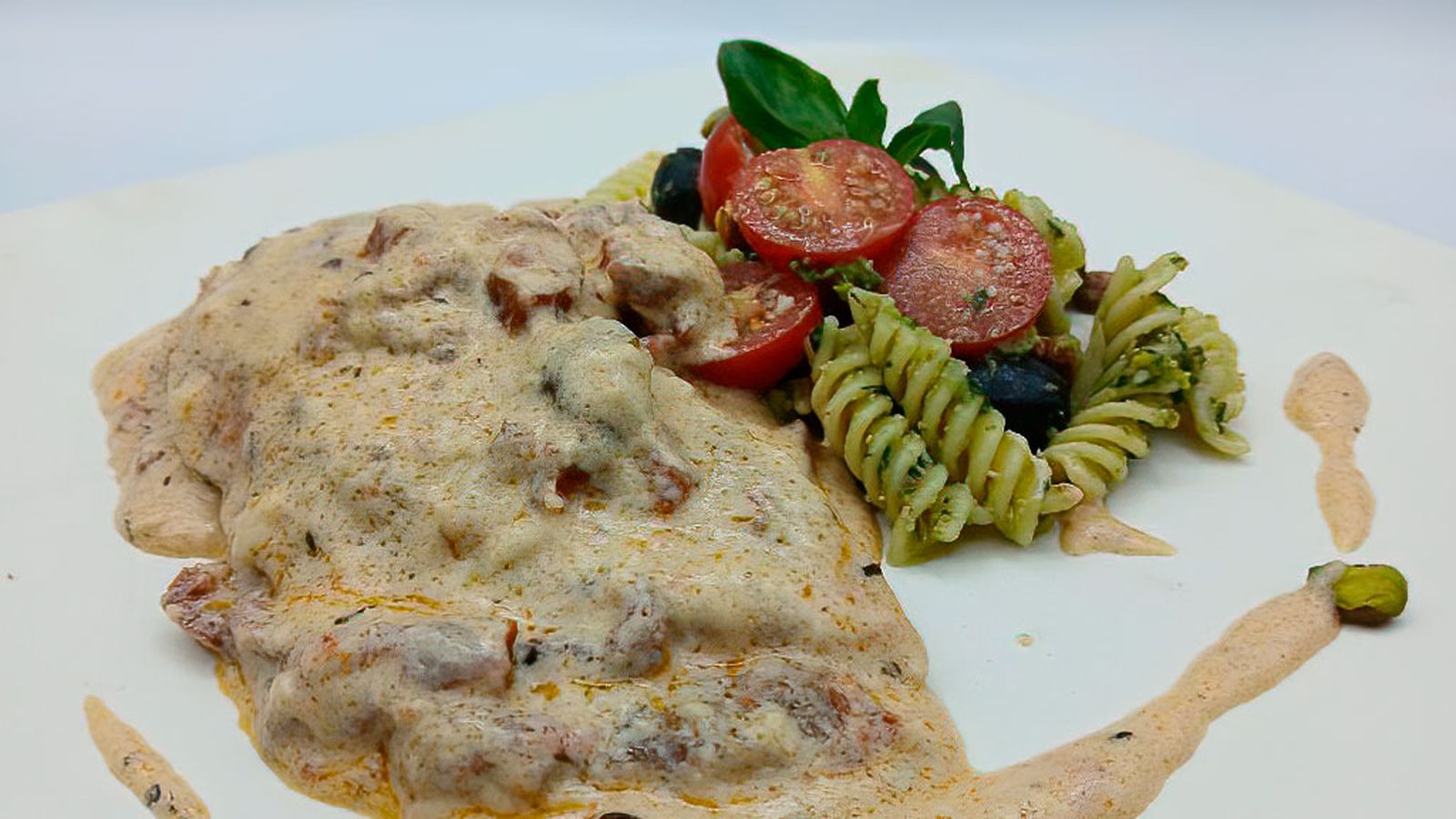 "Cómetelo", filetes pollo en salsa