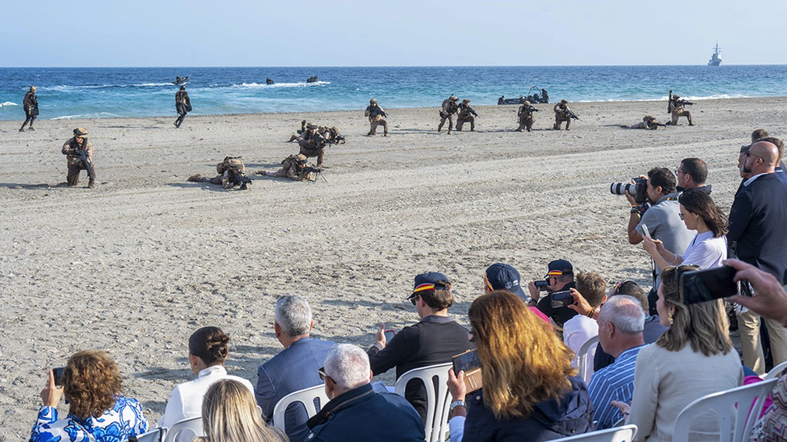 Maniobras militares en Motril