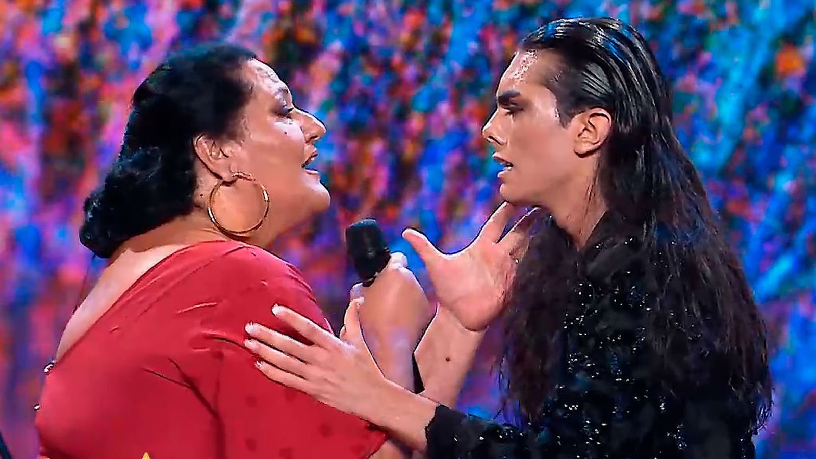 Derroche de fuerza y conexión entre la cantaora Carmela de Jerez y el bailaor Javier Valero