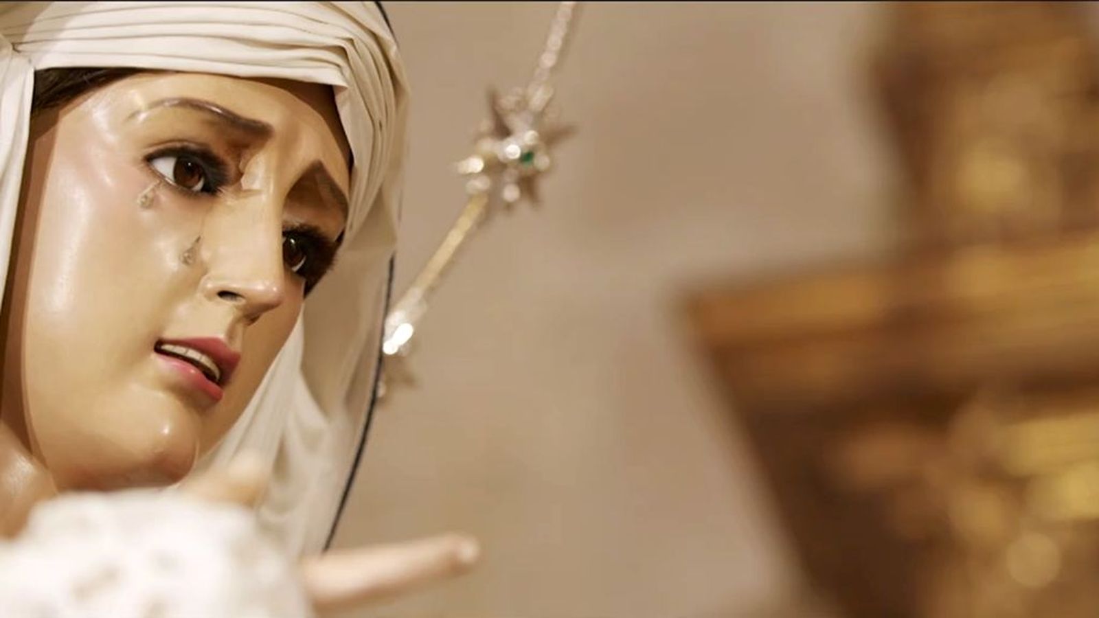 Andalucía en Semana Santa (foto noticia) Virgen del Amor y la Esperanza de la Hermandad de los Estudiantes de Almería