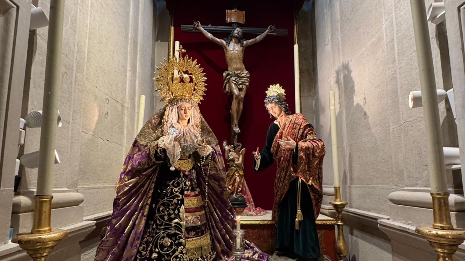 Hermandad Expiración Jaén misa
