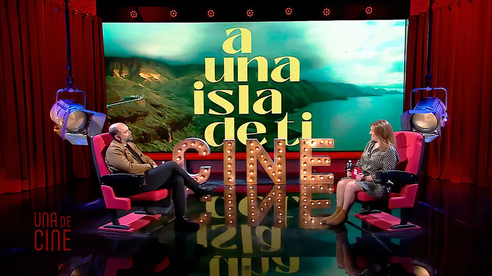 El amor sin etiquetas en la película  A una isla de ti de Alexis Morante