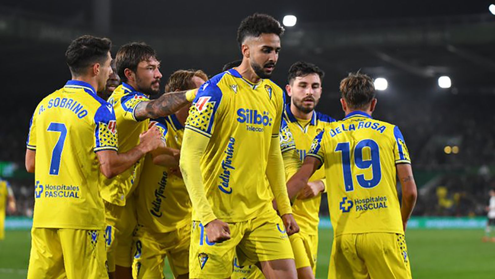 El Cádiz vence al Racing