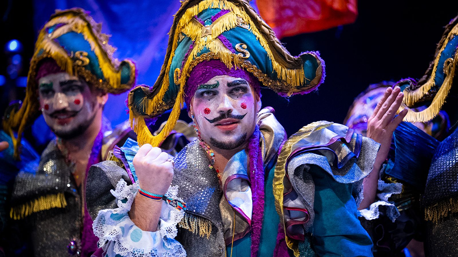El pasodoble de 'Los locos' al pueblo de Grazalema