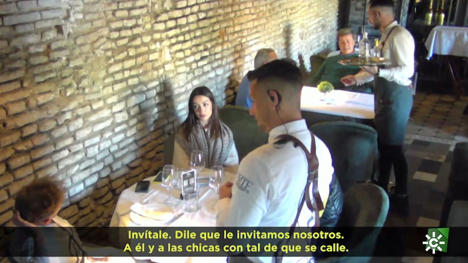 Cayetano Martínez de Irujo: ¿por qué no puede trabajar aquí, porque es de Los Pajaritos?
