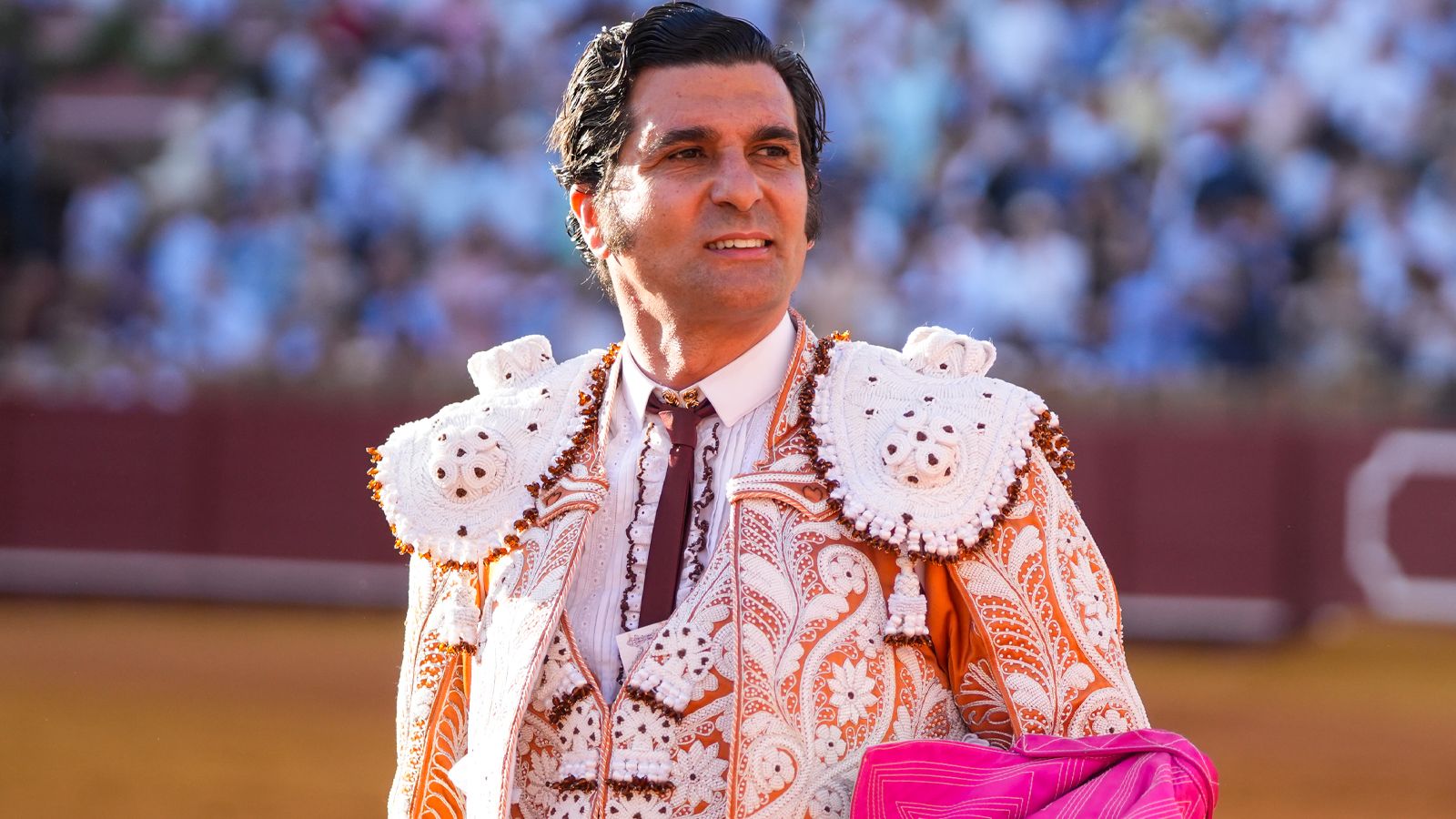 Toros Morante de La Puebla 1600x900