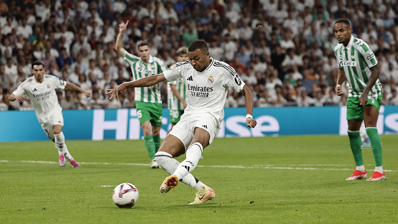 Gol de Mbappé ante el Betis