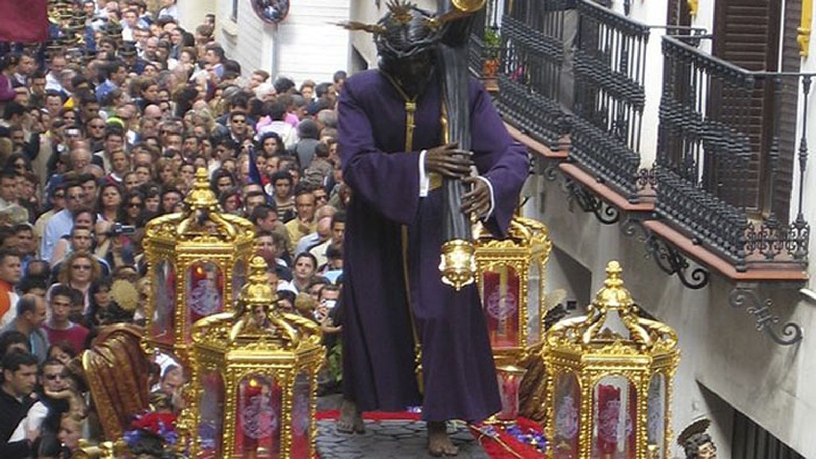 Cristo de los Gitanos en la calle