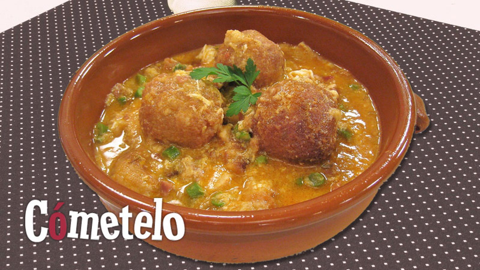 Cometelo Sopa de ajo con albóndigas de arroz