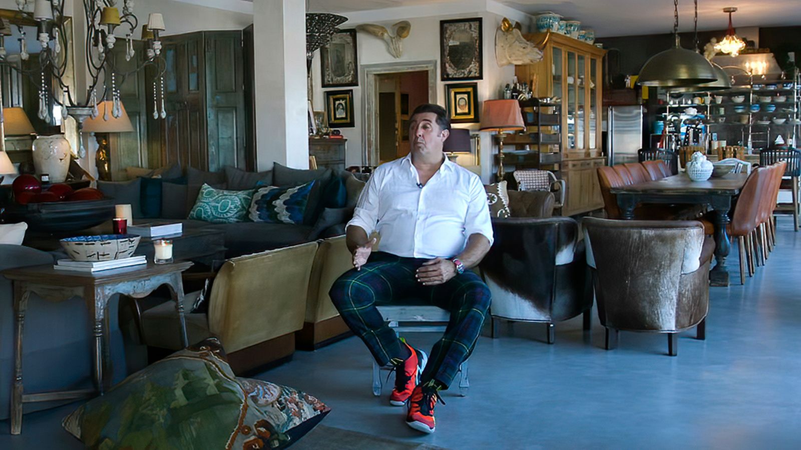 Nacho Gómez, el decorador chamarilero que convierte el hogar en un lugar maravilloso