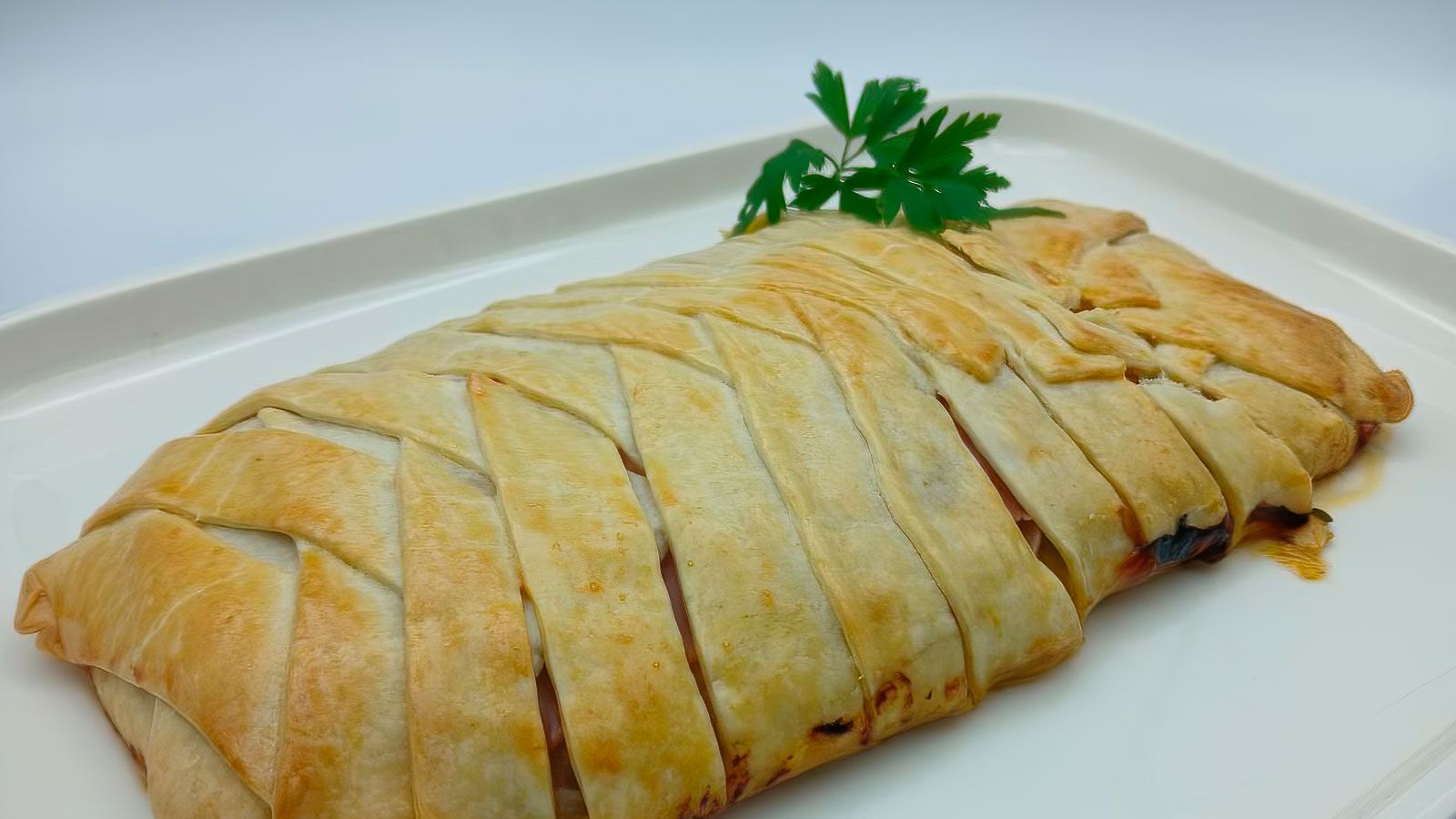"Cómetelo", trenza de empanada