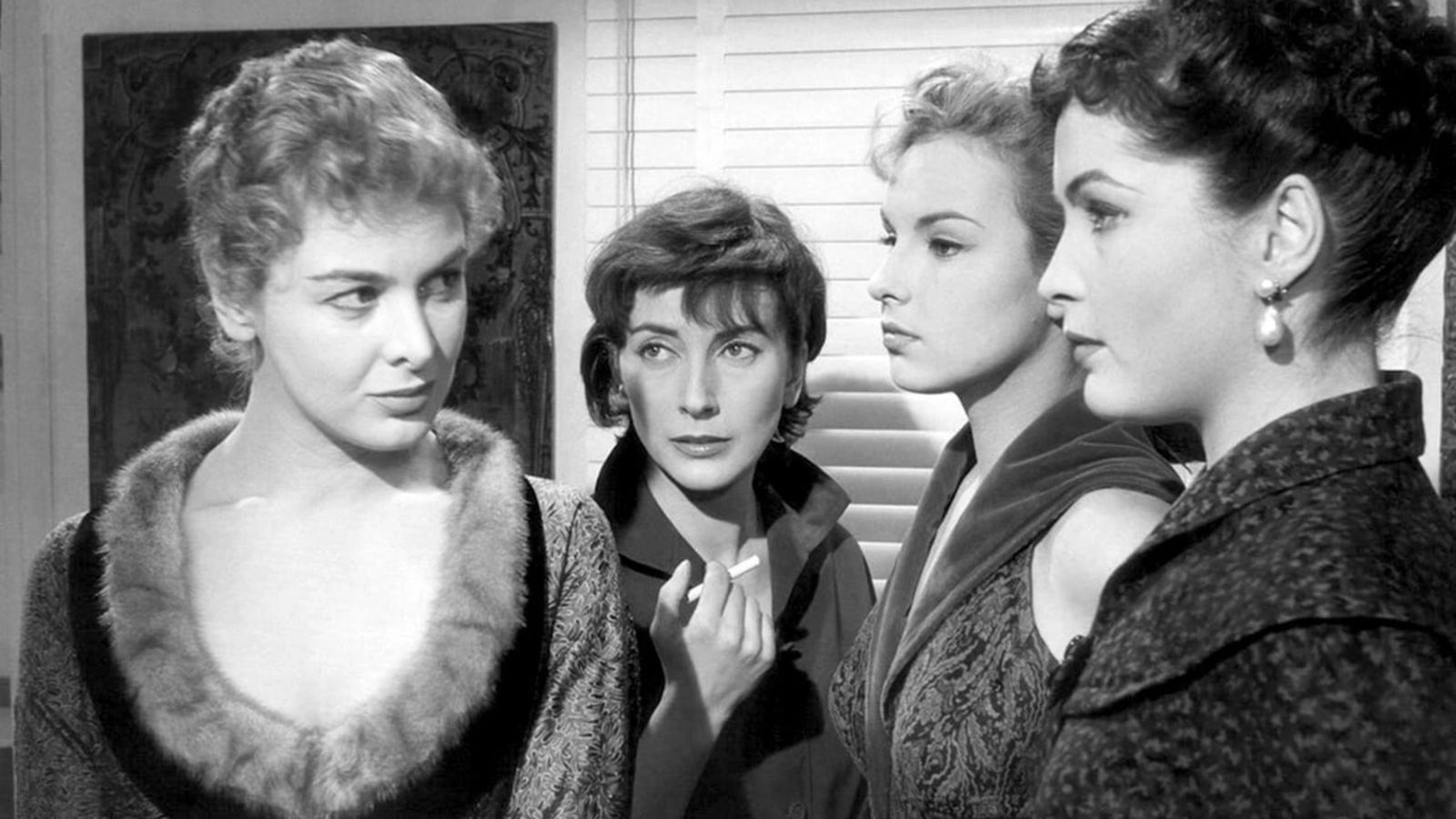 Cine, Las amigas, 30 mayo