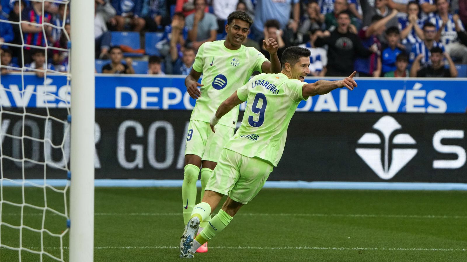 Alaves barcelona 24