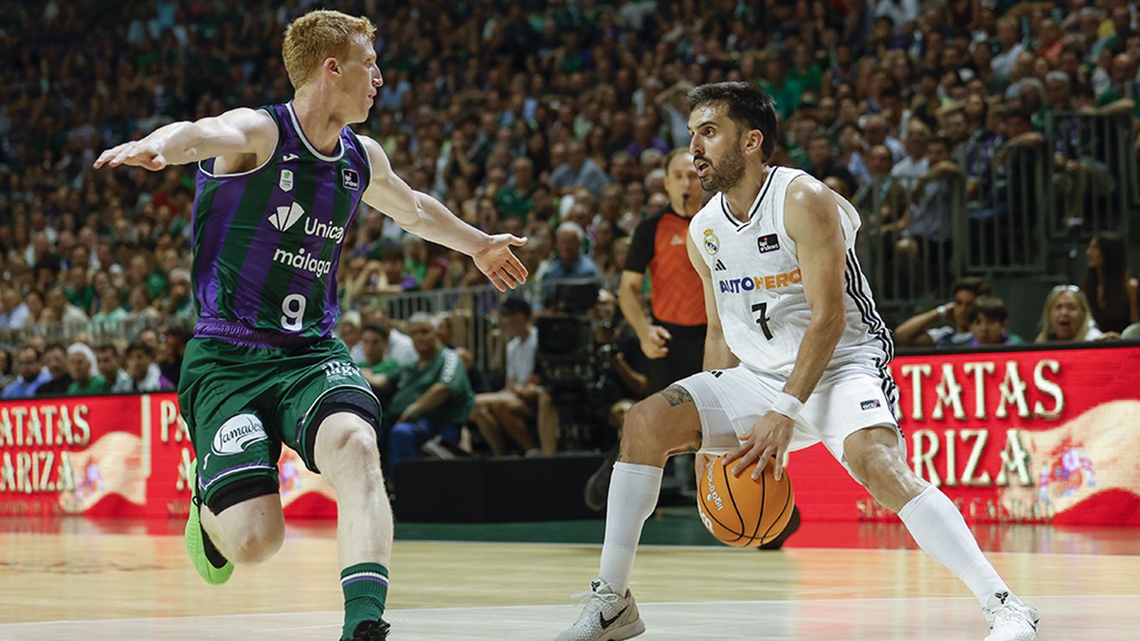 No pudo ser: Unicaja cae con orgullo ante el Madrid en un Martín Carpena volcado con su equipo
