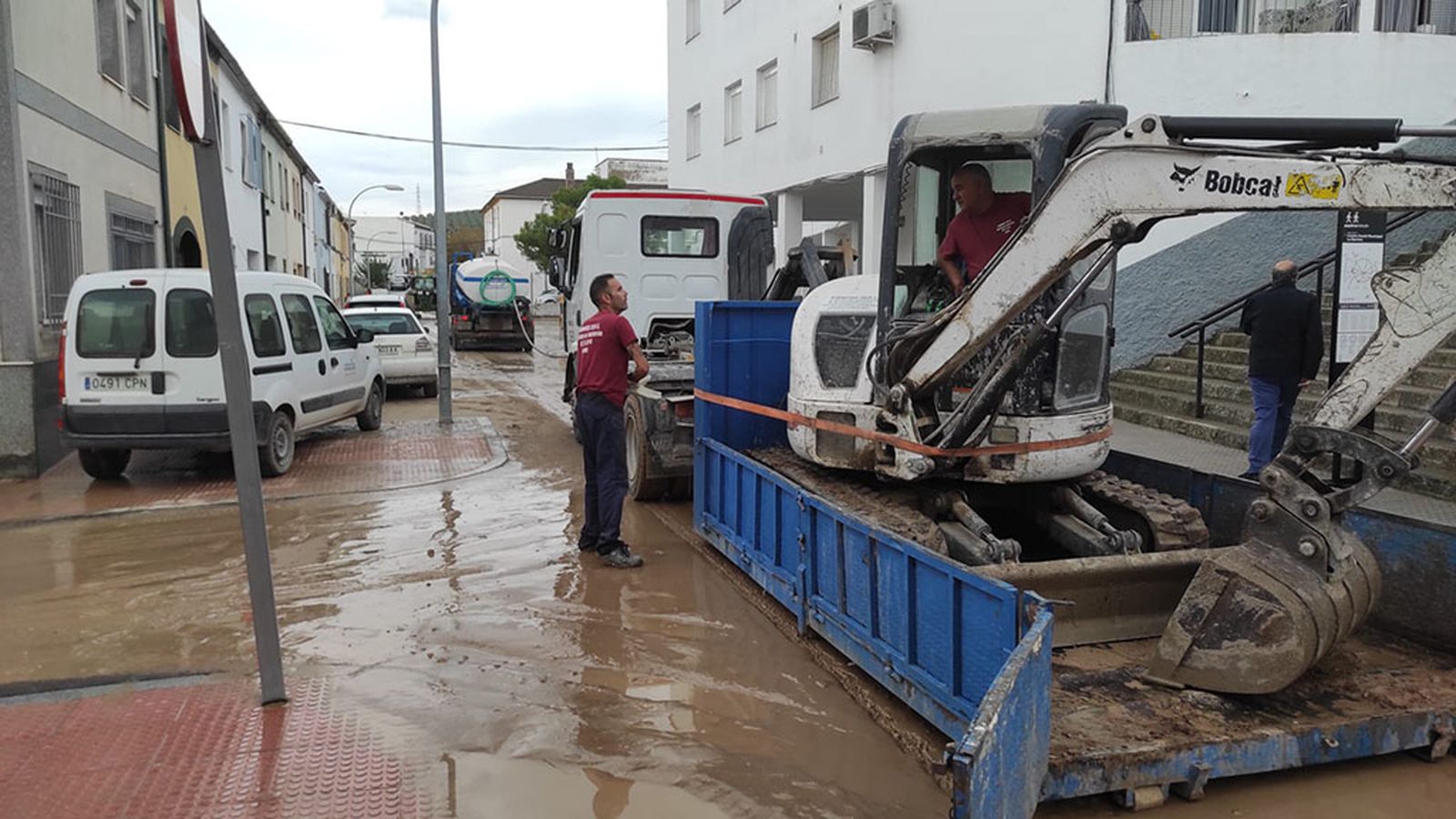 limpieza en Lucena tras la lluvia