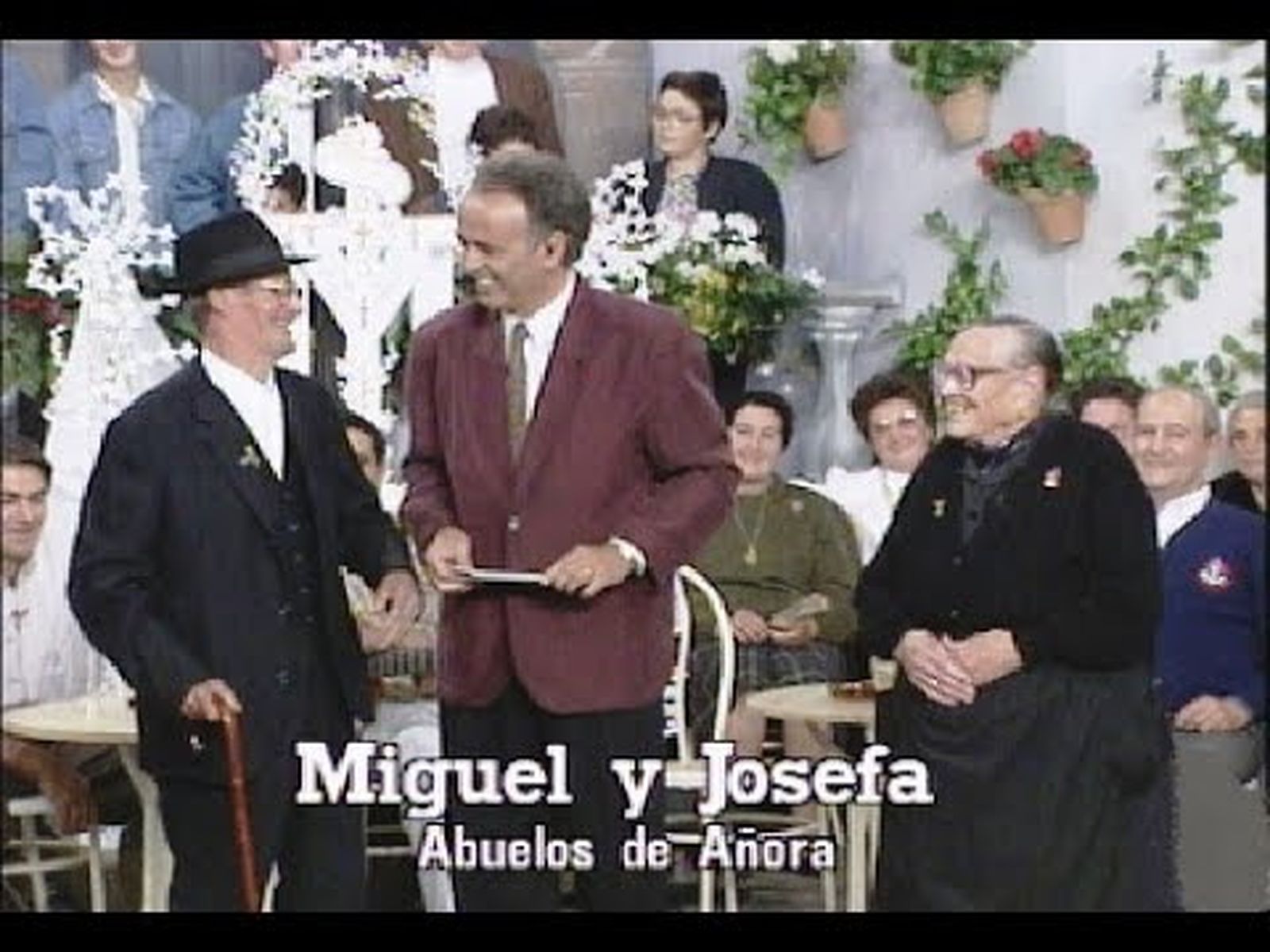 Añora y sus "abuelos" en "Tal como somos" en 1991
