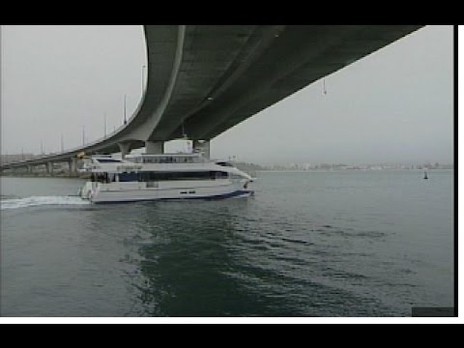 Catamarán Algeciras - Gibraltar: entra en funcionamiento tras el cierre de la verja