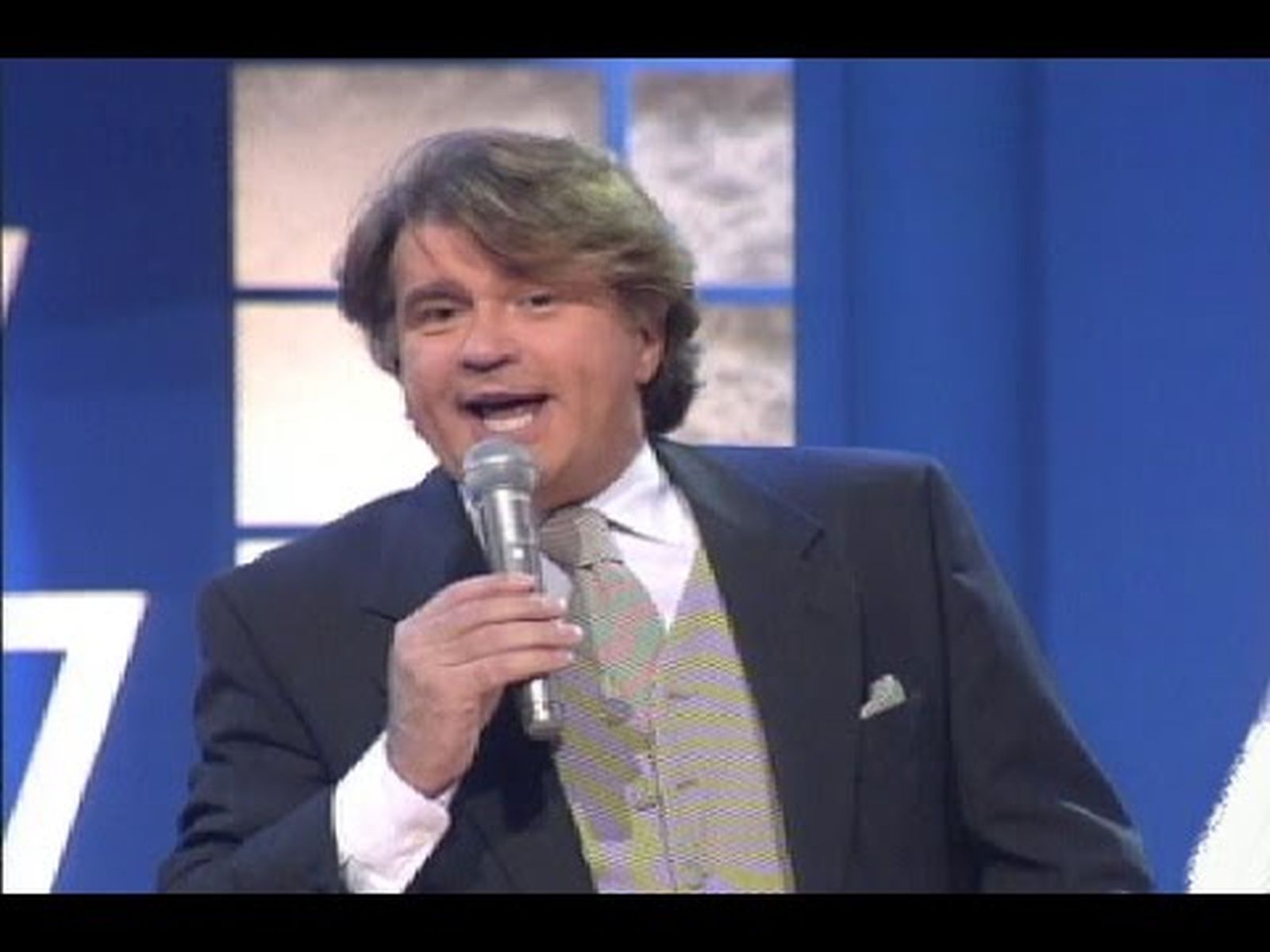 Bigote Arrocet, imitador cómico de Pavarotti, Plácido Domingo y Carreras