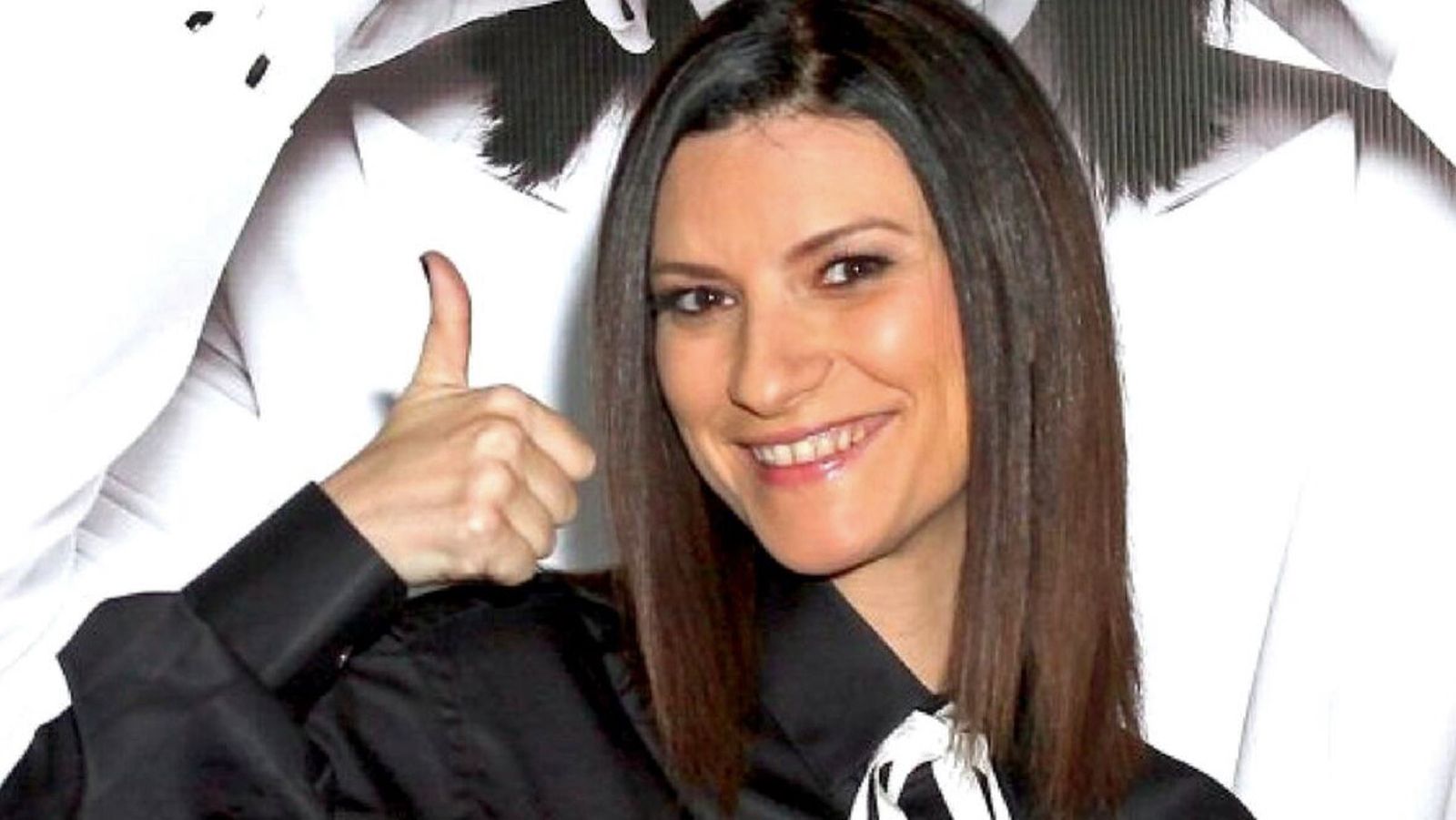 Canal Fiesta Radio 1024x576 Laura Pausini