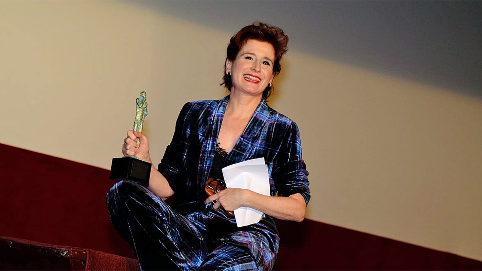 COMUNICACIÓN PREMIO FESTIVAL SEVILLA MARI PAZ SAYAGO