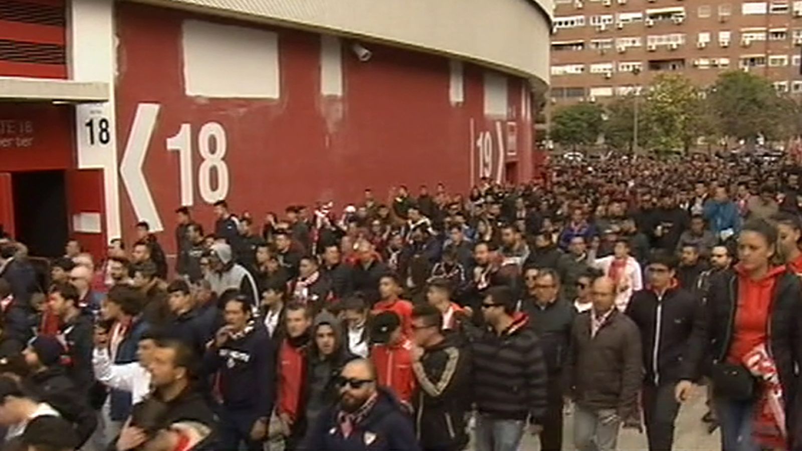 Manifestación sevillistas 1024
