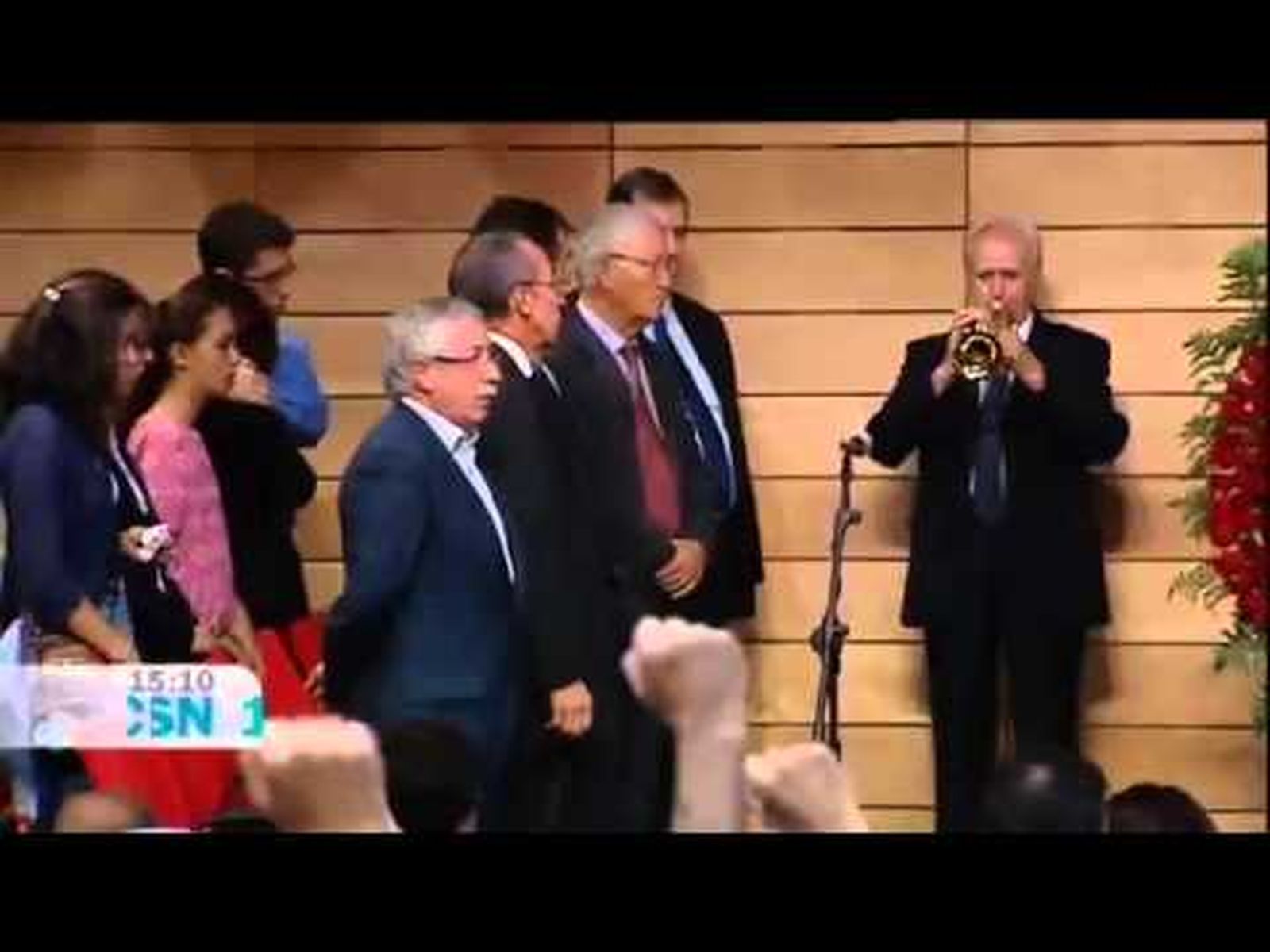 Muere Santiago Carrillo (2012)