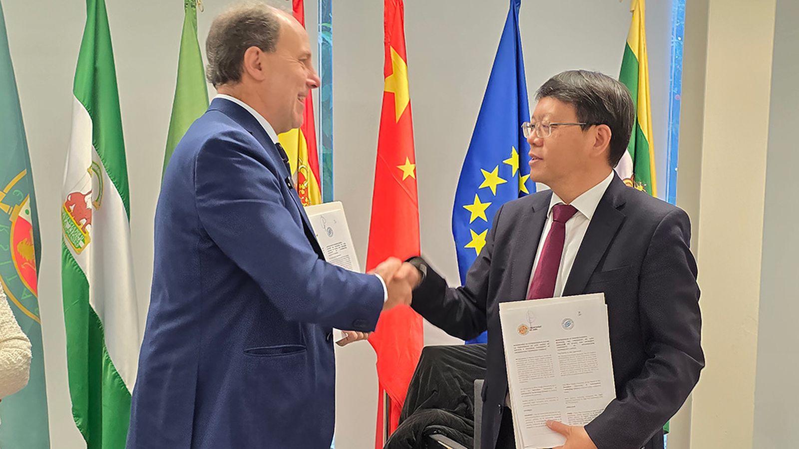 La UJA y una universidad China formarán profesionales de la industria