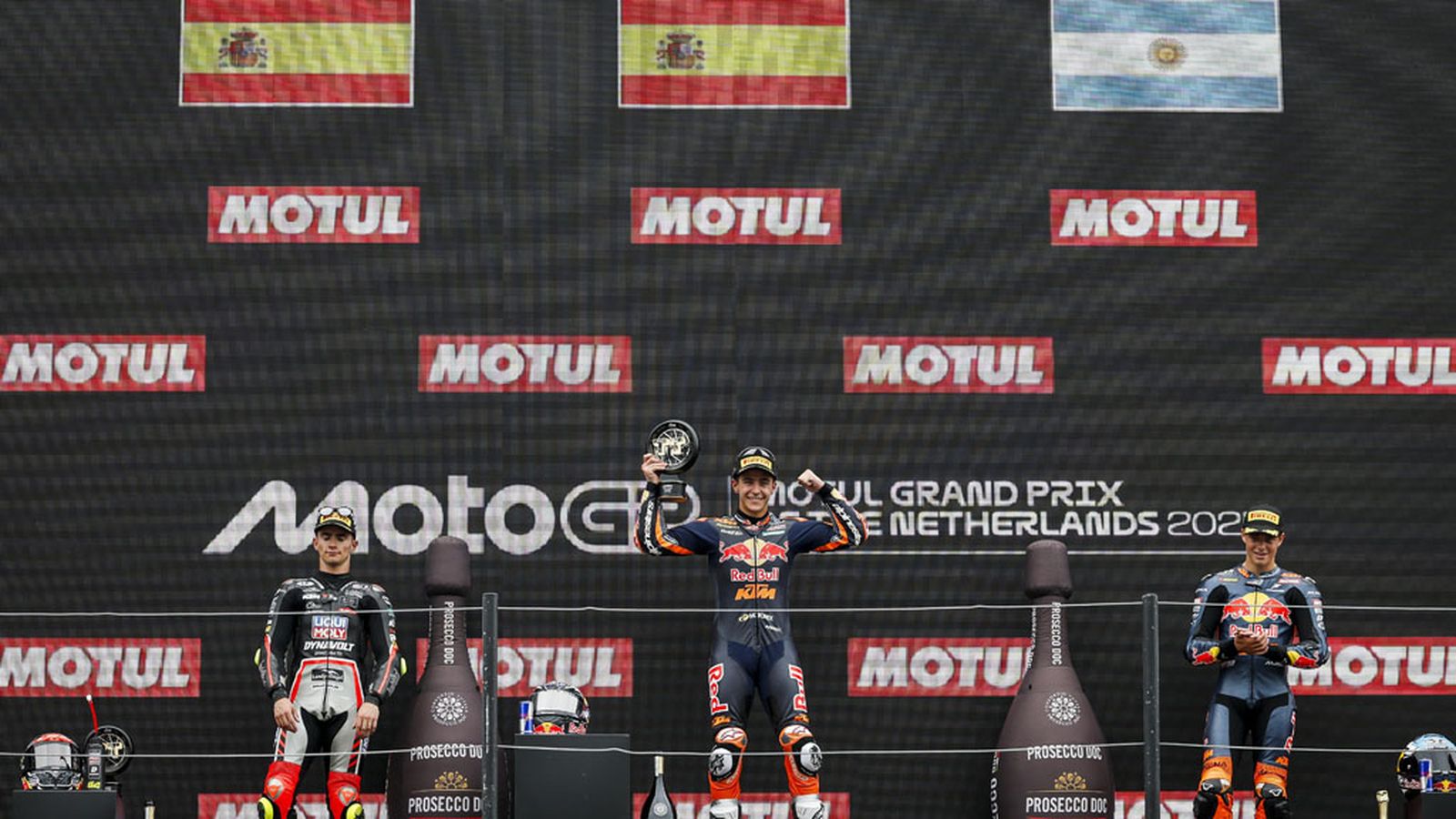 Rueda y David Muñoz en el podio Assen