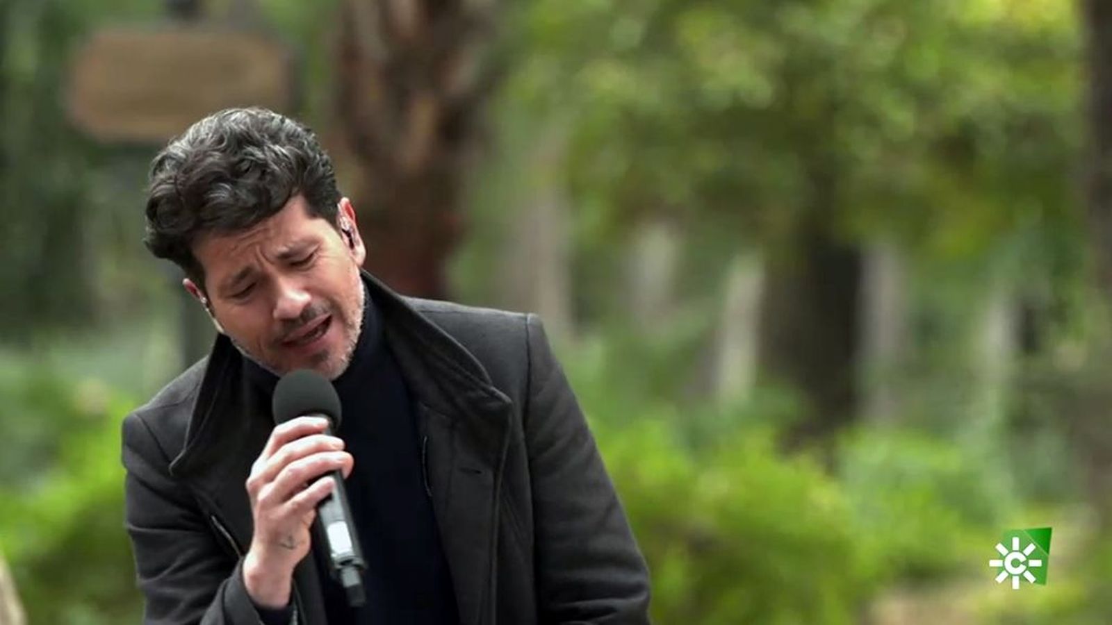 David Demaría canta Y sin embargo, te quiero
