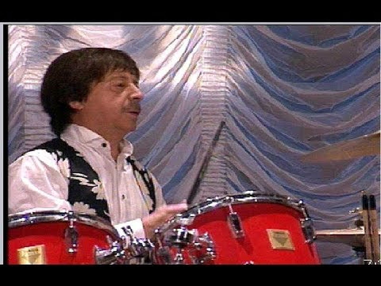 Triana en 1994 interpretó "Campanas al viento"