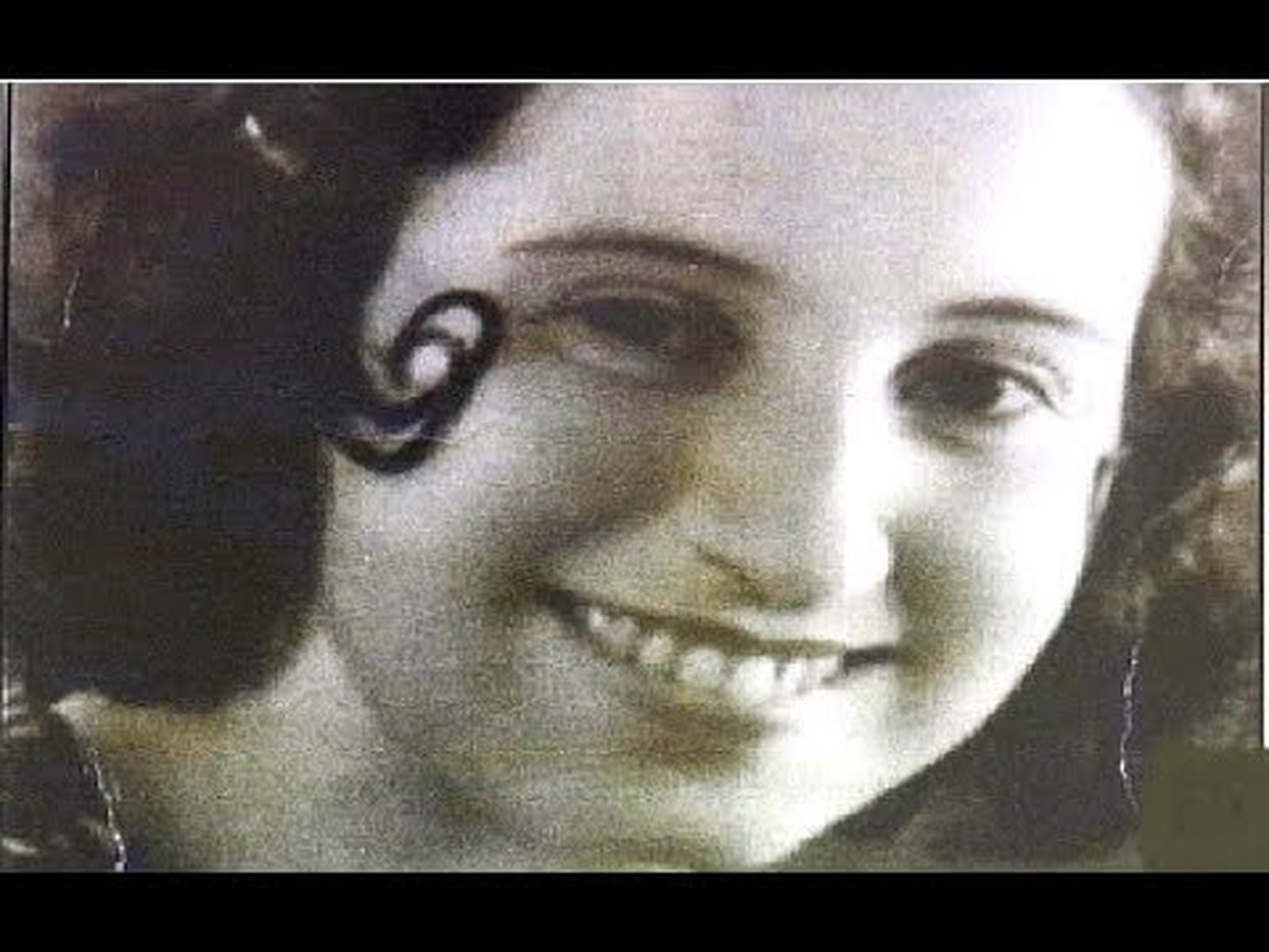 Elena Martín Vivaldi, poeta y bibliotecaria