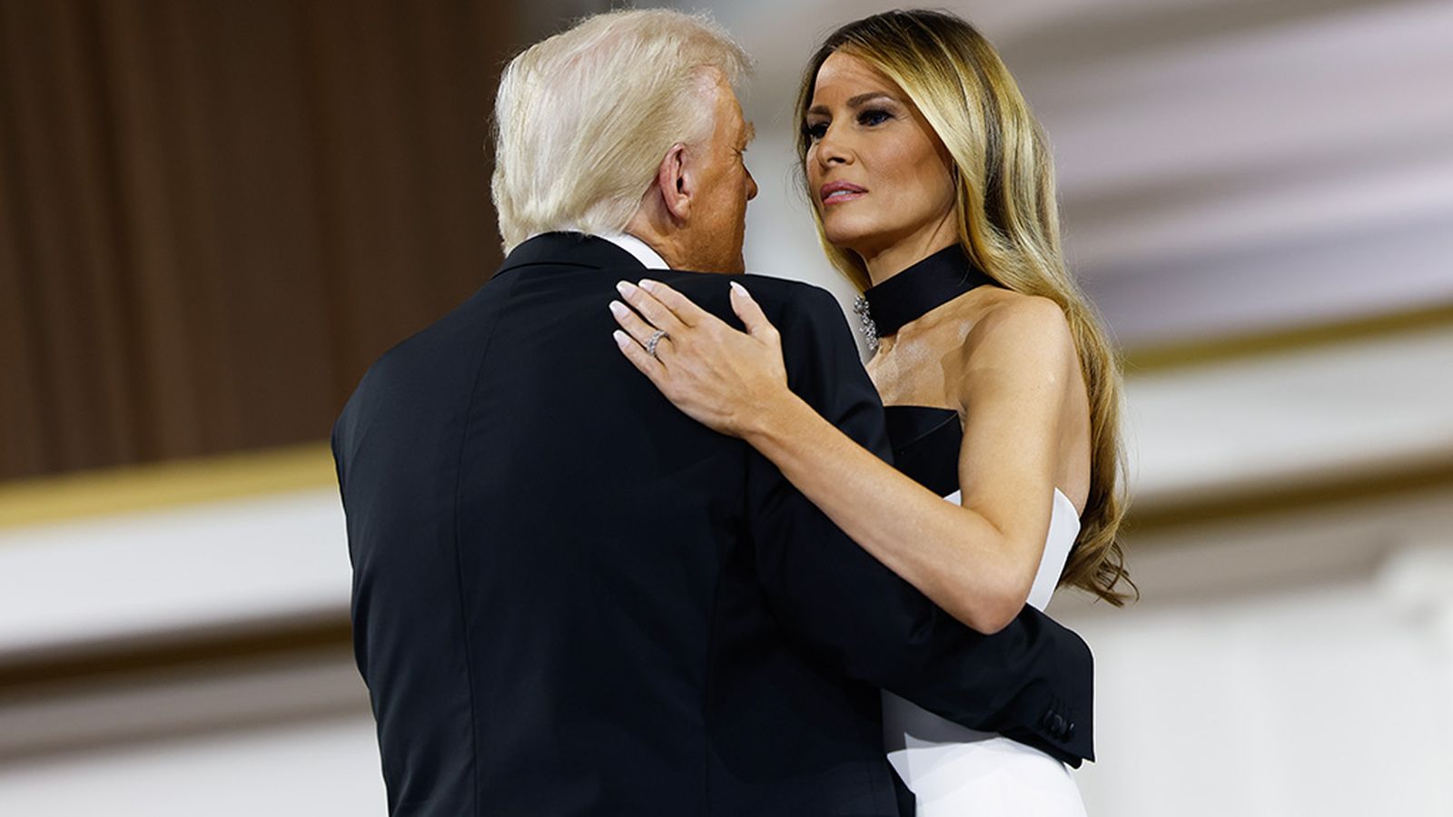 Baile de Trump y Melania tras la toma de posesión