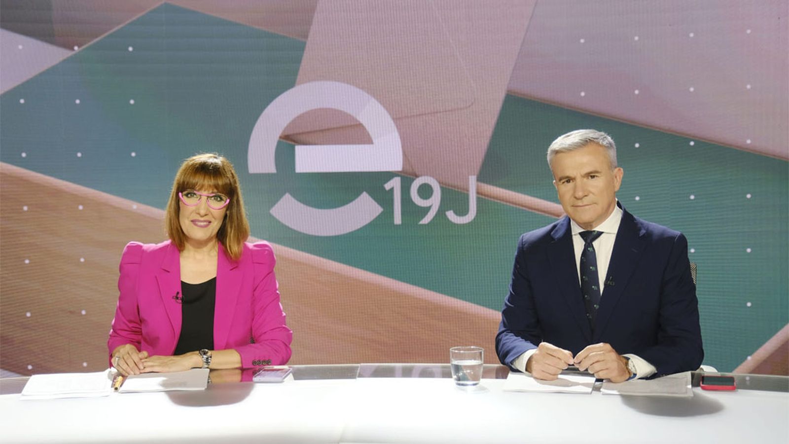 Comunicación 19J Blanca y Fernando