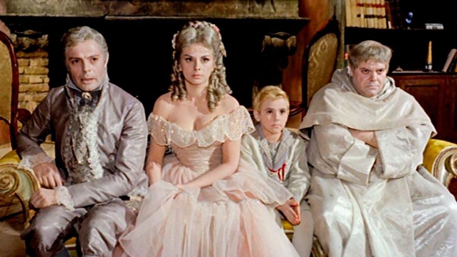Cine, Fantasmas de Roma, 8 junio