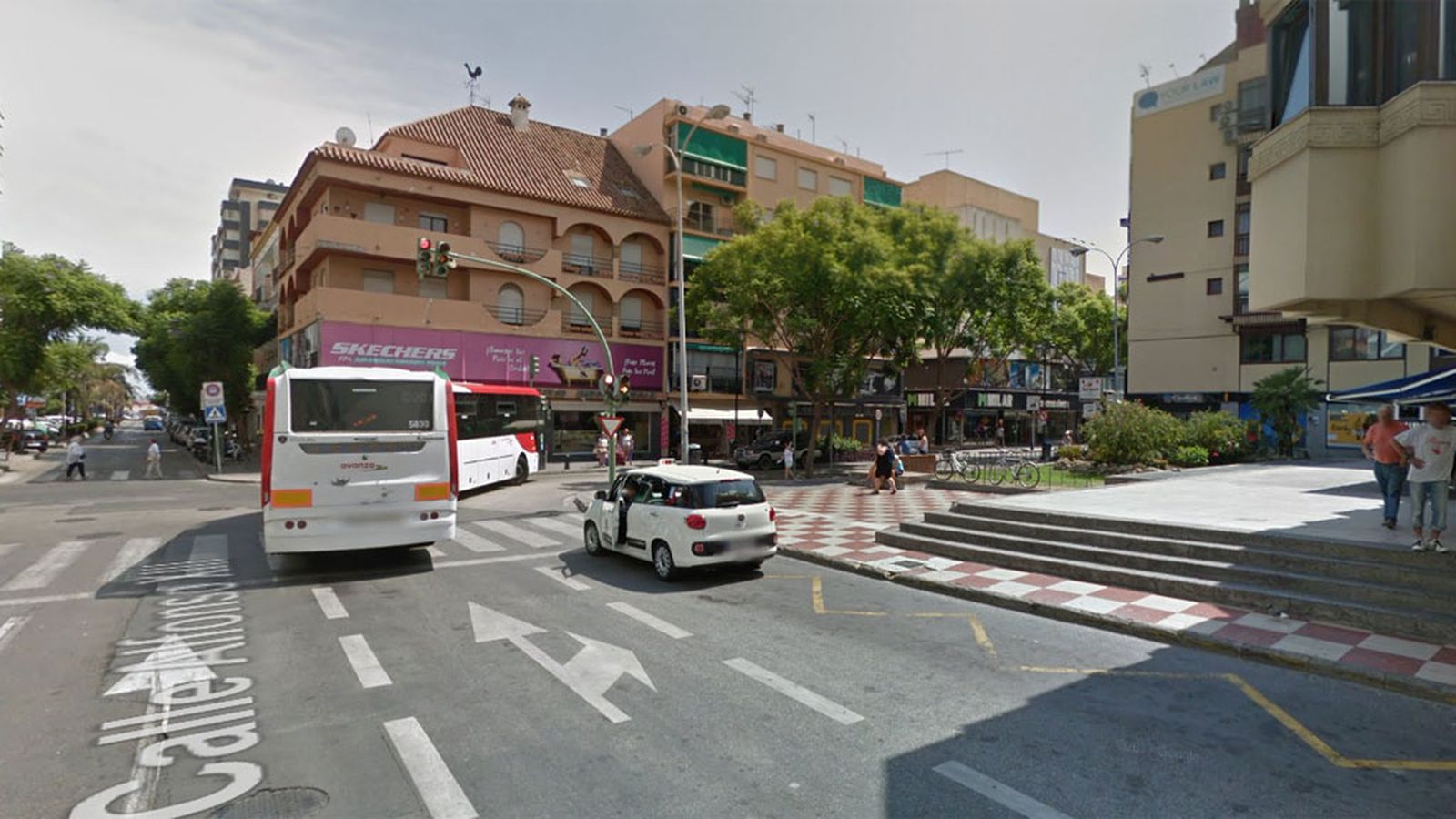 Apunalamiento-Estacion-autobuses-Fuengirola