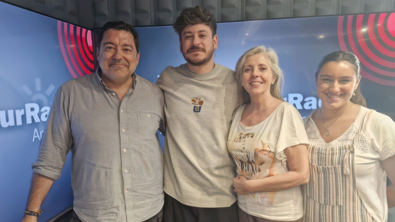 Cepeda nos regala su nuevo álbum 'Llámame Luis'