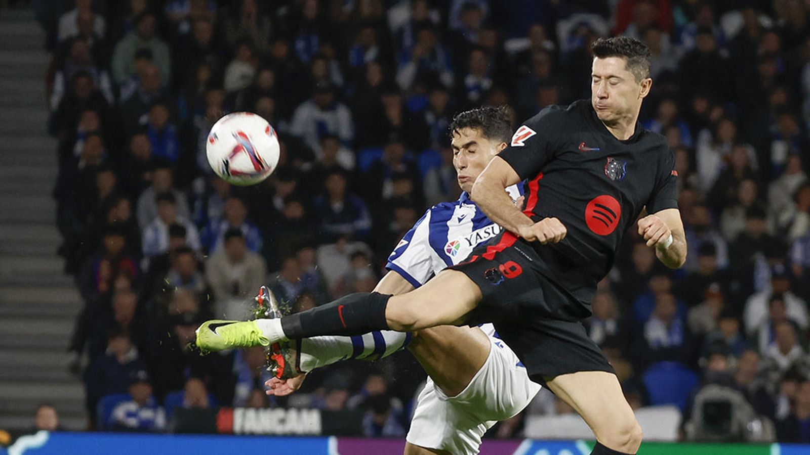 La Real Sociedad frena al Barça