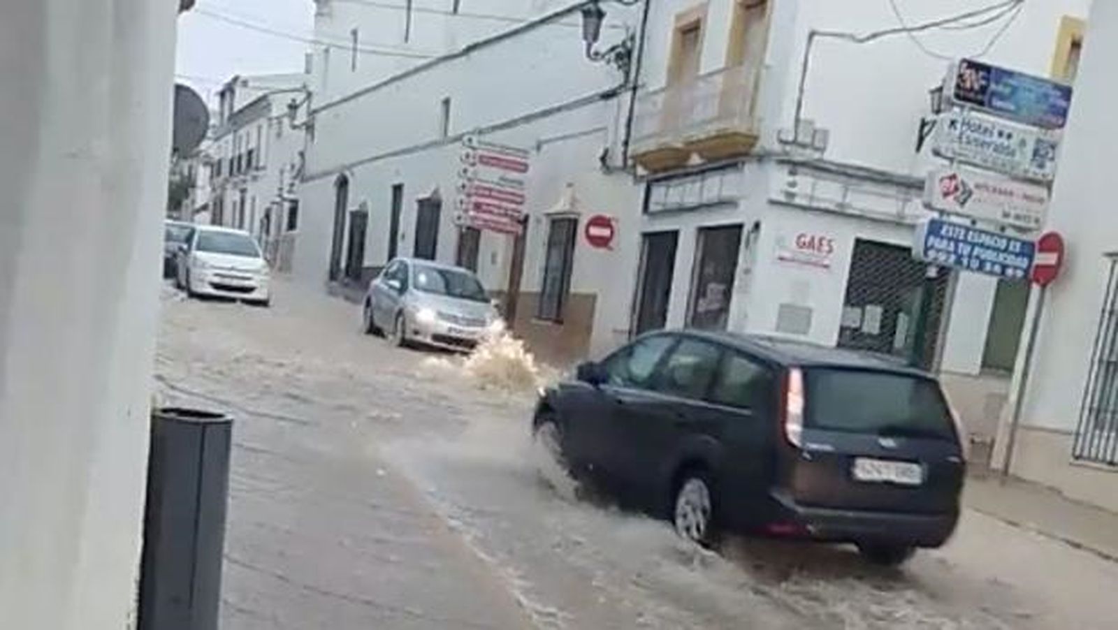 Lluvia Osuna 600