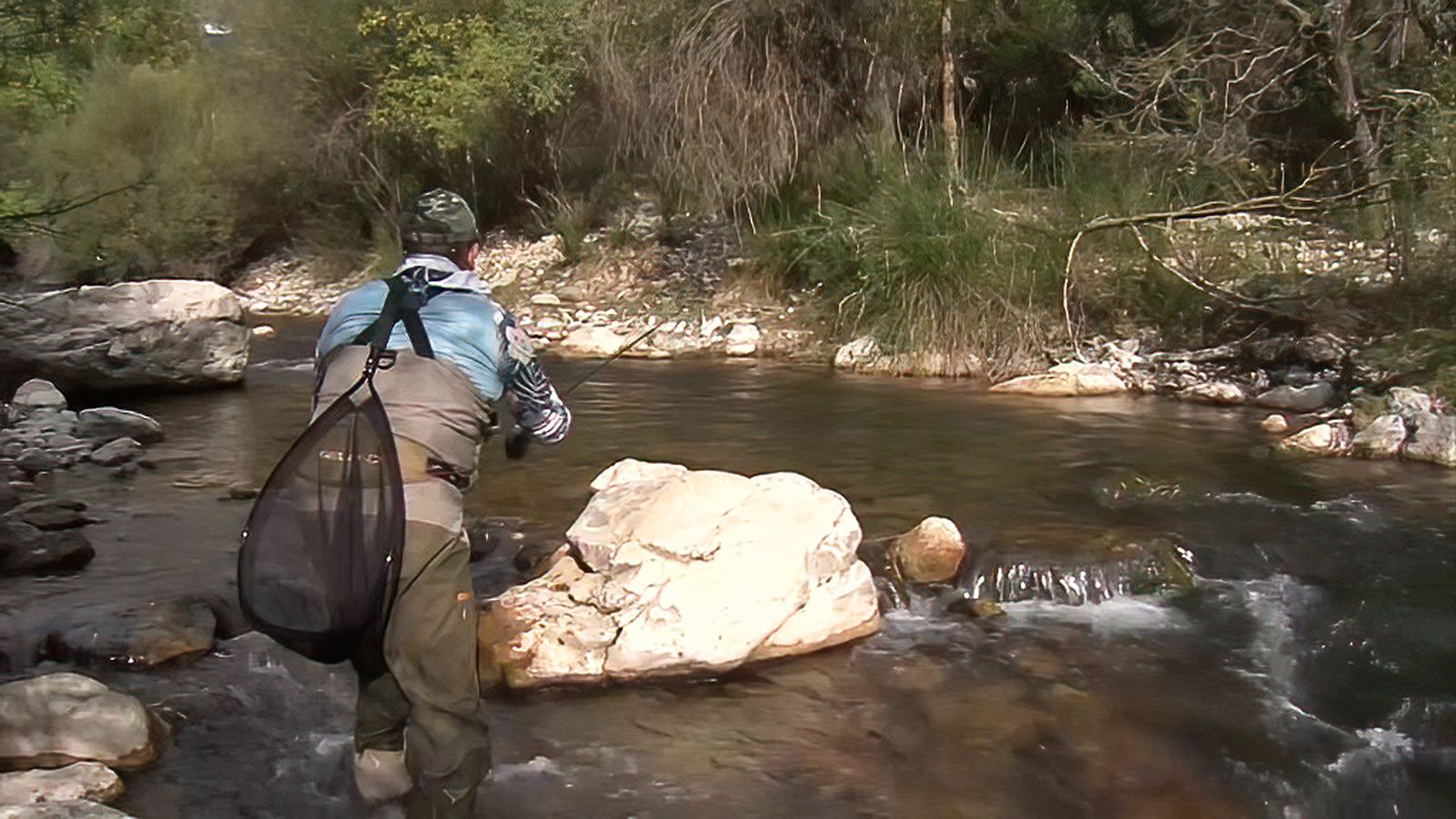 Las últimas truchas de la temporada con un campeón de la pesca a mosca