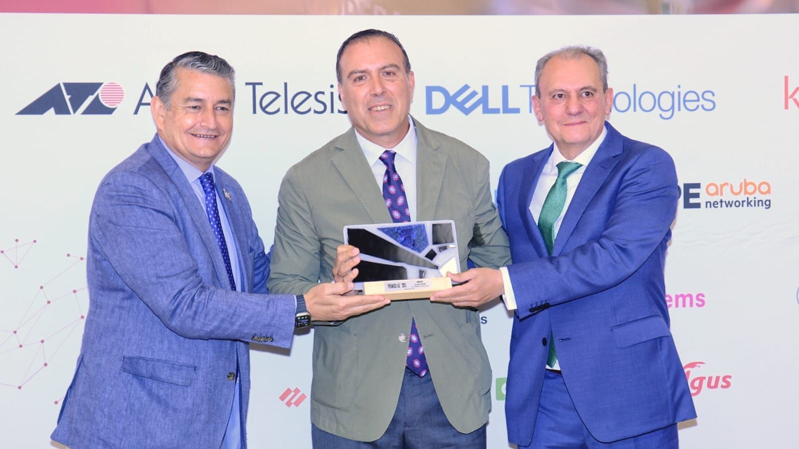 PREMIO ADM OK
