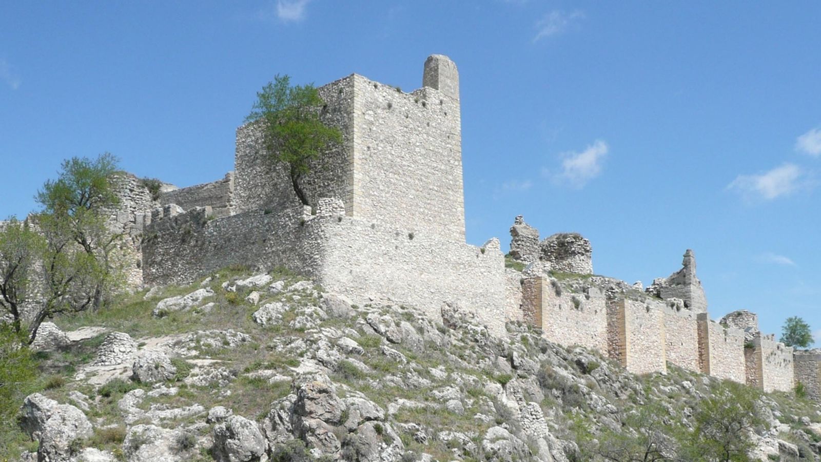 castillo de moclin andalucía es naturaleza