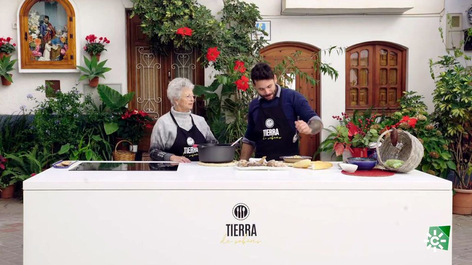 Dos recetas tradicionales de Lanjarón: el puchero de coles y el pastel de castañas