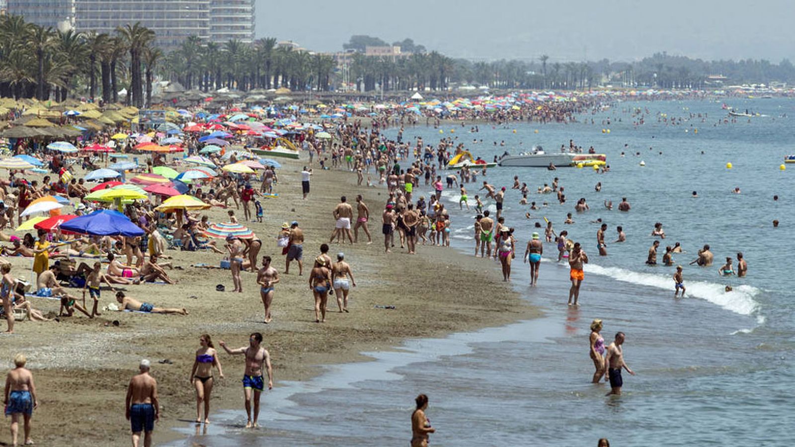 Turistas playa
