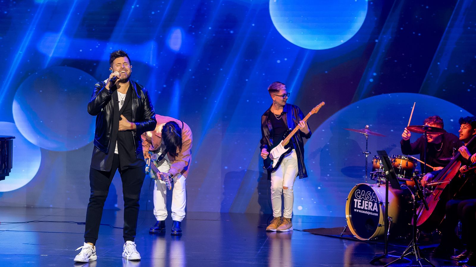 gala 28F Pablo López